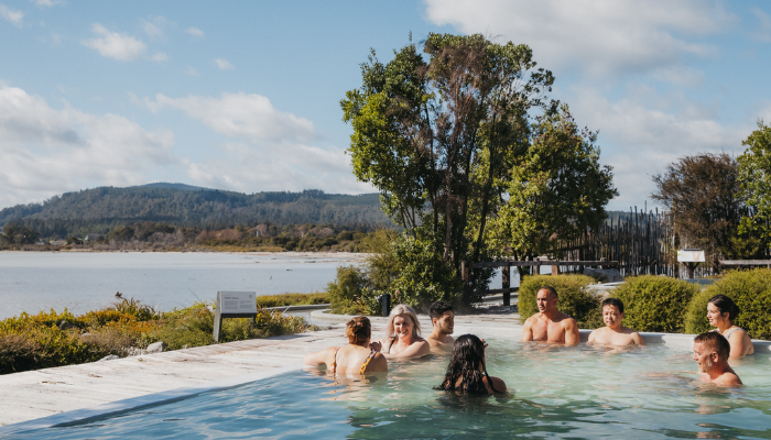 Poly-spa-700x400.png Poly-spa-700x400.png